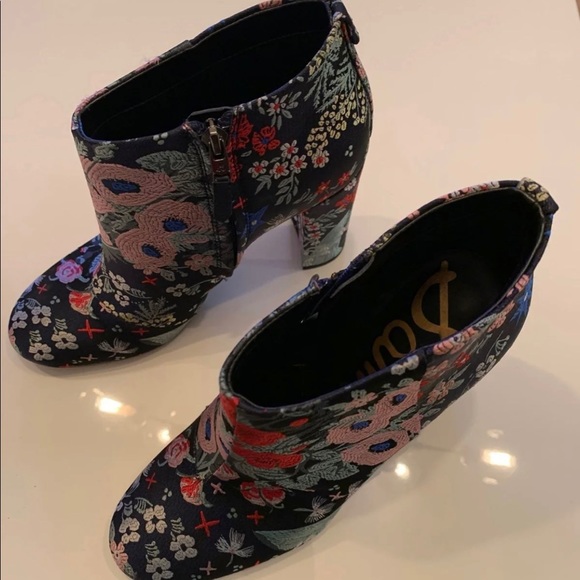 Sam Edelman Booties - Picture 4 of 8